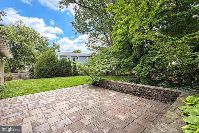 9715 DE PAUL DR, Bethesda, MD 20817