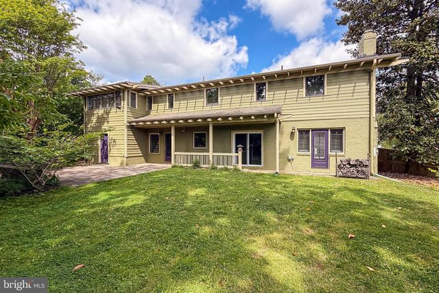 9715 DE PAUL DR, Bethesda, MD 20817