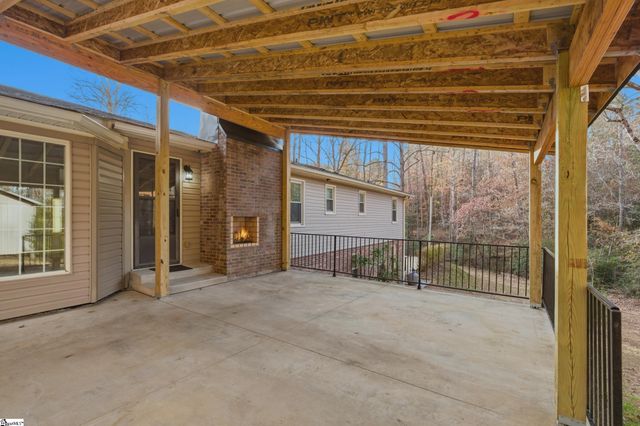 507 Hunts Bridge Road, Easley, SC 29640