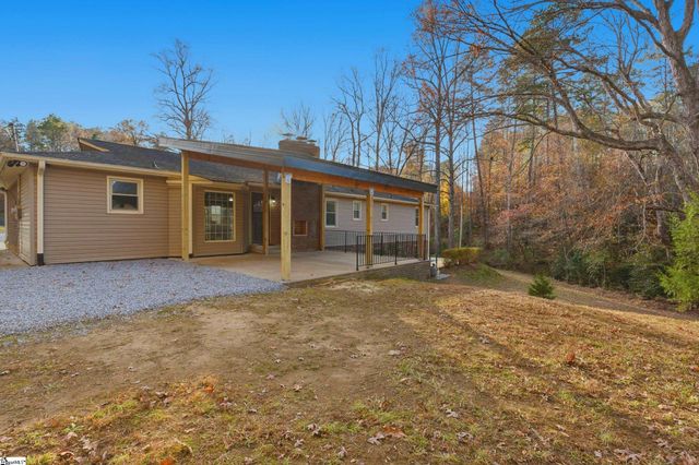 507 Hunts Bridge Road, Easley, SC 29640