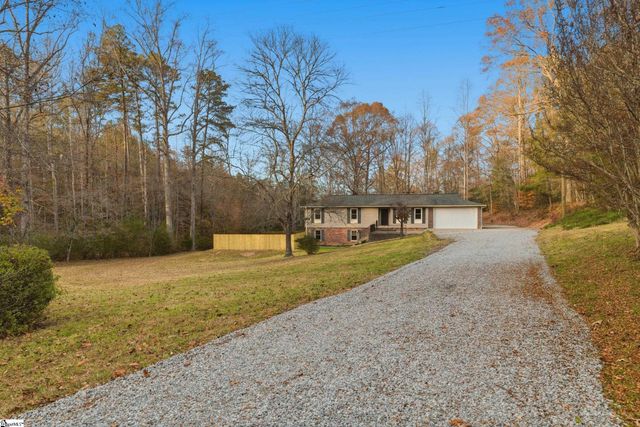 507 Hunts Bridge Road, Easley, SC 29640