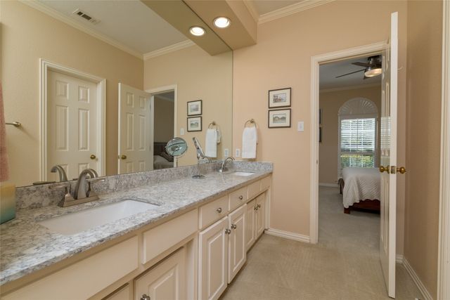6516 Meadow Haven Drive, Fort Worth, TX 76132