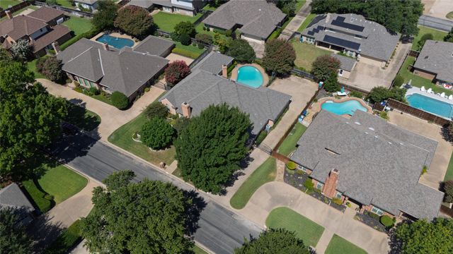 6516 Meadow Haven Drive, Fort Worth, TX 76132