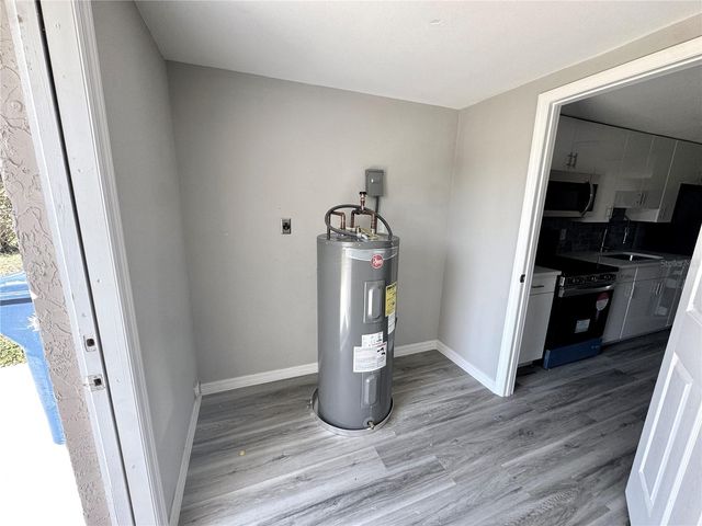 5928 13TH STREET COURT E, Bradenton, FL 34203