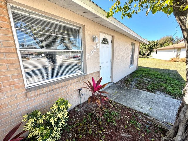 5928 13TH STREET COURT E, Bradenton, FL 34203