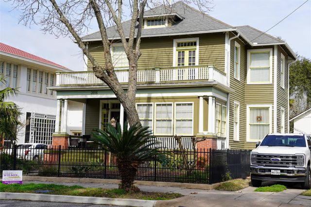 3016 Avenue O, Galveston, TX 77550