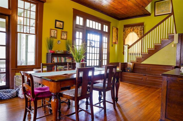 3016 Avenue O, Galveston, TX 77550