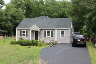 857 Plainville Avenue, Farmington, CT 06032