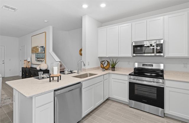 3646 SE 37TH AVE ROAD, Ocala, FL 34480