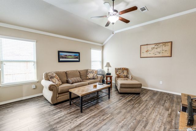 129 Buckskin Way, Cibolo, TX 78108