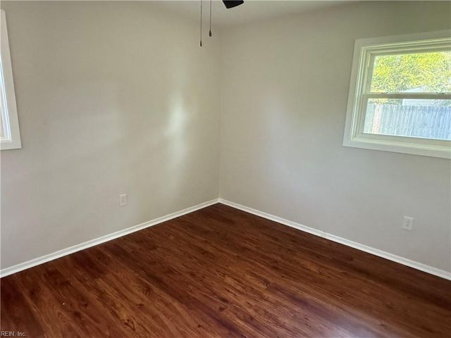 665 Raff CT, Virginia Beach, VA 23462
