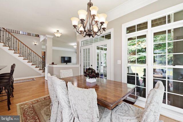 9205 FOREST GREENS DR, Lorton, VA 22079