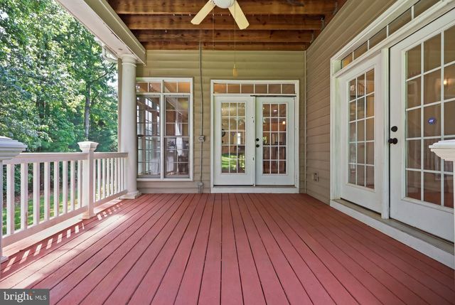 9205 FOREST GREENS DR, Lorton, VA 22079