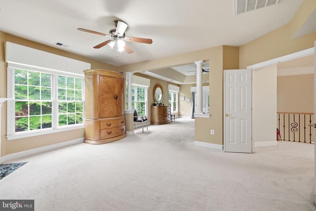 9205 FOREST GREENS DR, Lorton, VA 22079