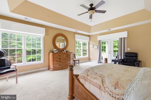 9205 FOREST GREENS DR, Lorton, VA 22079