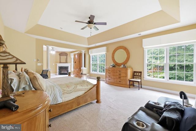 9205 FOREST GREENS DR, Lorton, VA 22079
