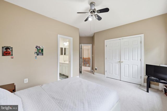 9205 FOREST GREENS DR, Lorton, VA 22079