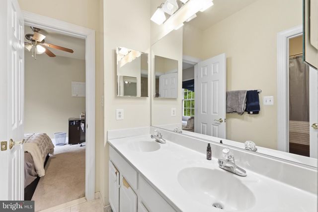 9205 FOREST GREENS DR, Lorton, VA 22079