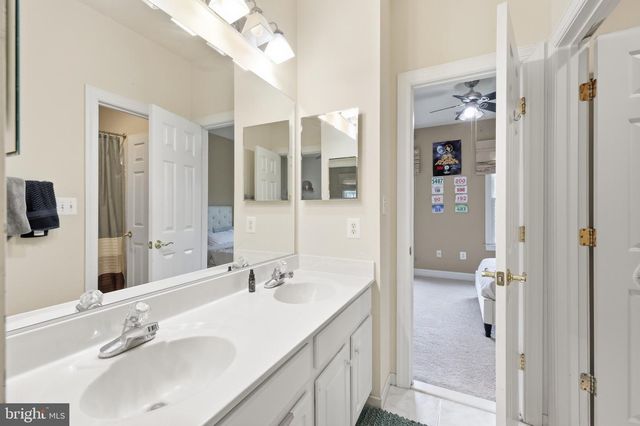 9205 FOREST GREENS DR, Lorton, VA 22079