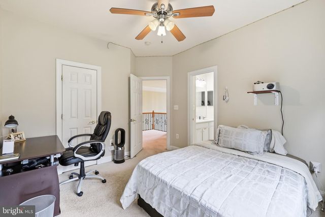 9205 FOREST GREENS DR, Lorton, VA 22079