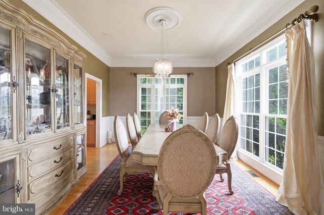 9205 FOREST GREENS DR, Lorton, VA 22079