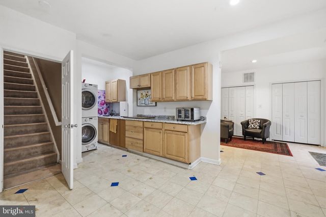 9205 FOREST GREENS DR, Lorton, VA 22079