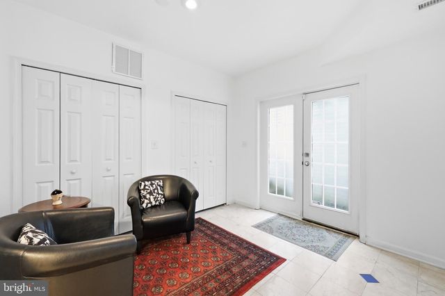 9205 FOREST GREENS DR, Lorton, VA 22079