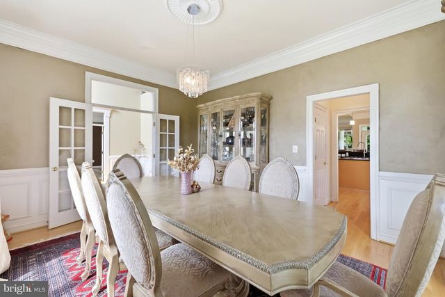 9205 FOREST GREENS DR, Lorton, VA 22079
