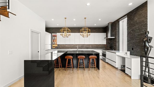 833 NW 6th Street, Oklahoma City, OK 73106