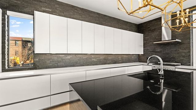 833 NW 6th Street, Oklahoma City, OK 73106