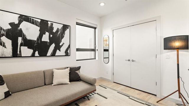 833 NW 6th Street, Oklahoma City, OK 73106