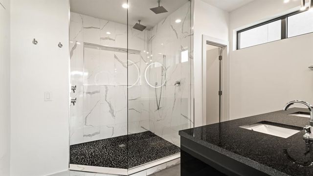 833 NW 6th Street, Oklahoma City, OK 73106