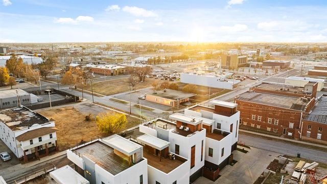 833 NW 6th Street, Oklahoma City, OK 73106