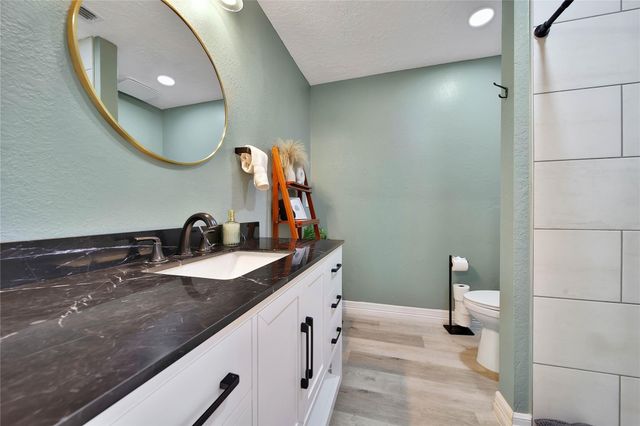 7600 Seawall Boulevard 206, Galveston, TX 77551