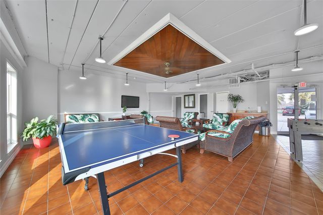 7600 Seawall Boulevard 206, Galveston, TX 77551