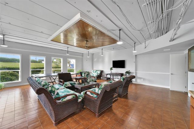 7600 Seawall Boulevard 206, Galveston, TX 77551
