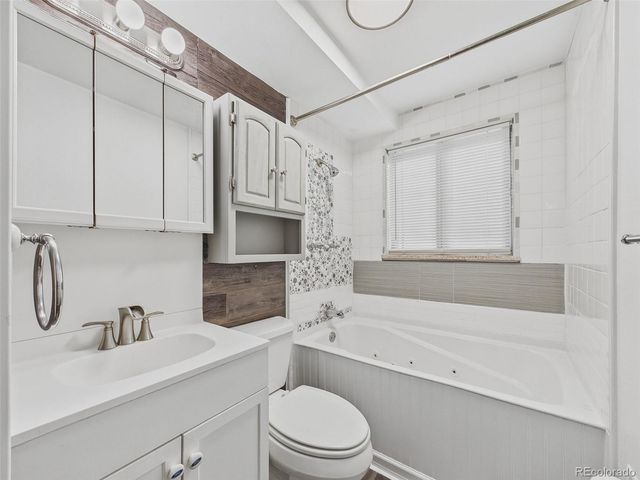 6950 W 62nd Place, Arvada, CO 80003
