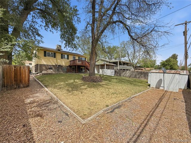6950 W 62nd Place, Arvada, CO 80003
