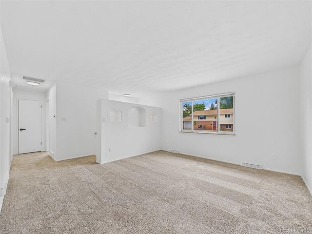 6950 W 62nd Place, Arvada, CO 80003