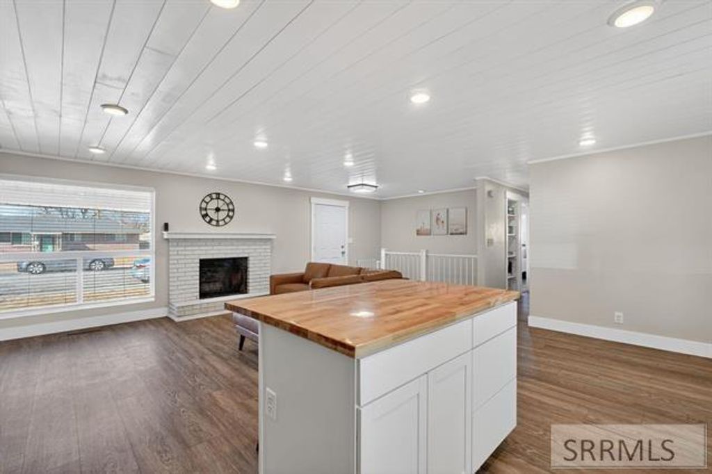 Image 12 of property listing at 1375 Bower Drive, Idaho Falls, ID 83404