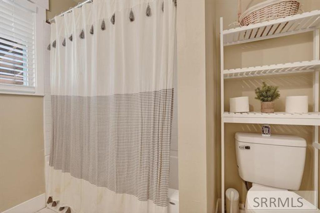 Image 16 of property listing at 1375 Bower Drive, Idaho Falls, ID 83404