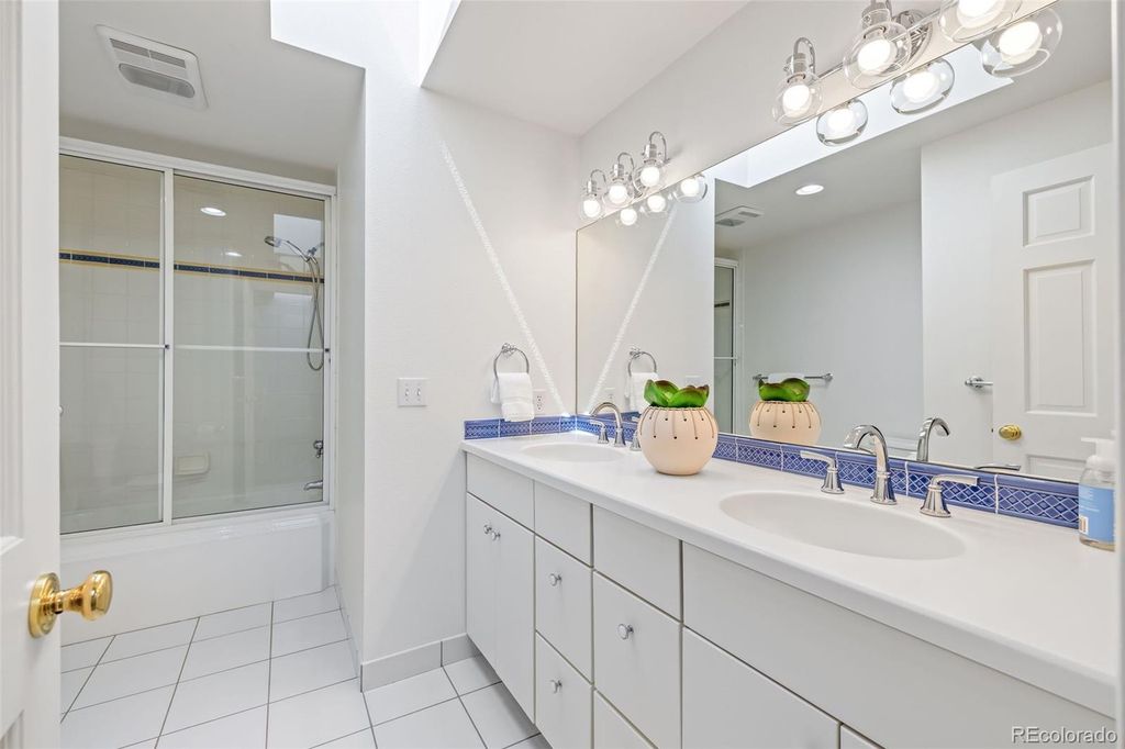Image 30 of property listing at 1300 Green Oaks Drive, Greenwood Village, CO 80121