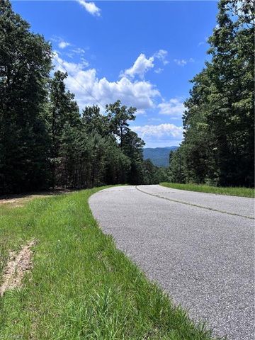 00 Breakaway Drive, Mcgrady, NC 28649