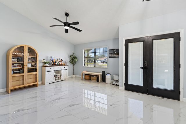 5606 SUNSET Boulevard, Fort Pierce, FL 34982