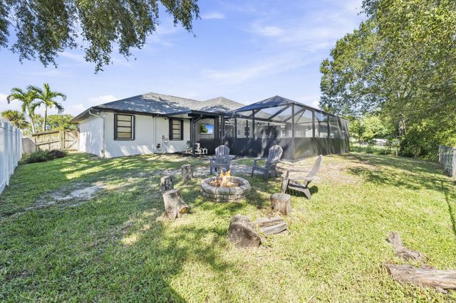 5606 SUNSET Boulevard, Fort Pierce, FL 34982