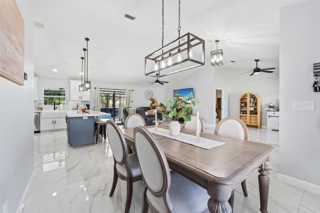 5606 SUNSET Boulevard, Fort Pierce, FL 34982
