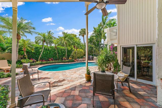 105 Albacore Lane, Jupiter, FL 33477