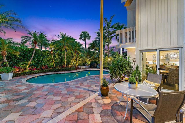 105 Albacore Lane, Jupiter, FL 33477