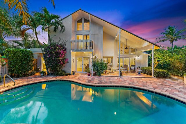 105 Albacore Lane, Jupiter, FL 33477