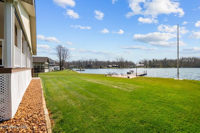 1256 Arrowhead Drive, Crossville, TN 38572